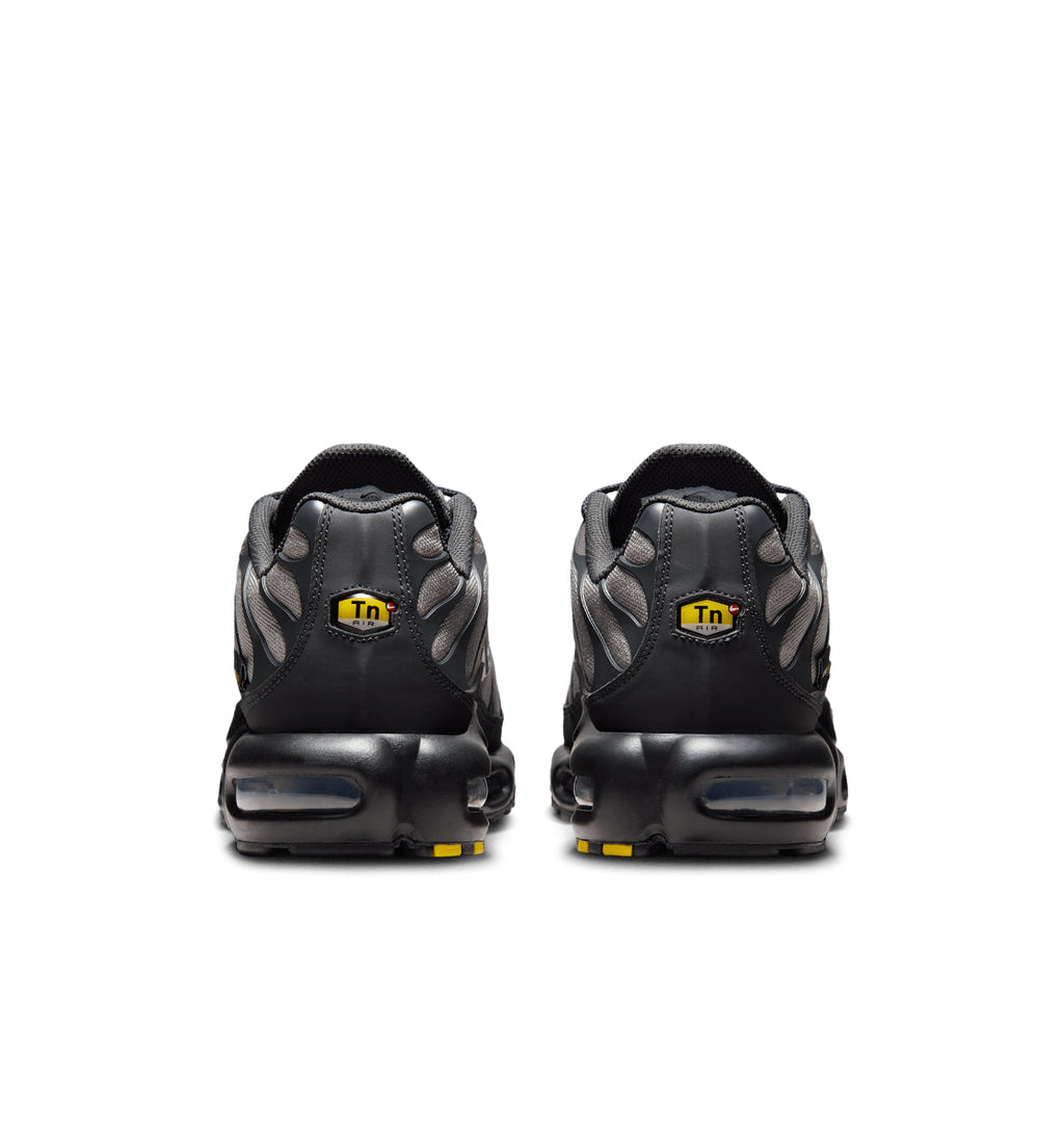 Nike Air Max Plus Cordura Returns In “Dark Smoke Grey”